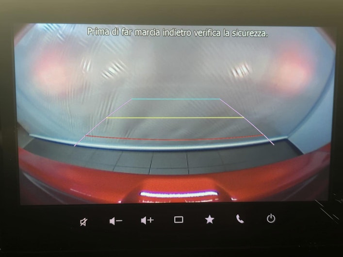 Vehicle image SUZUKI SWIFT