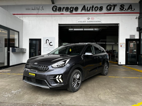 First vehicle image