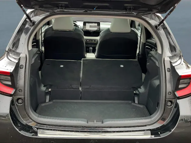 Toyota Yaris 1.5 VVT-i HSD Premium