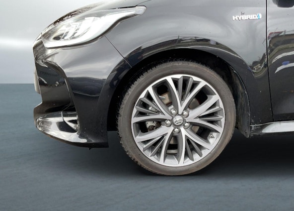 Vehicle image 19 Vehicle image 19