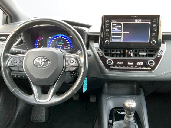 Vehicle image 3 Vehicle image 3