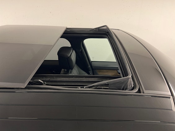 Vehicle image 15 Vehicle image 15