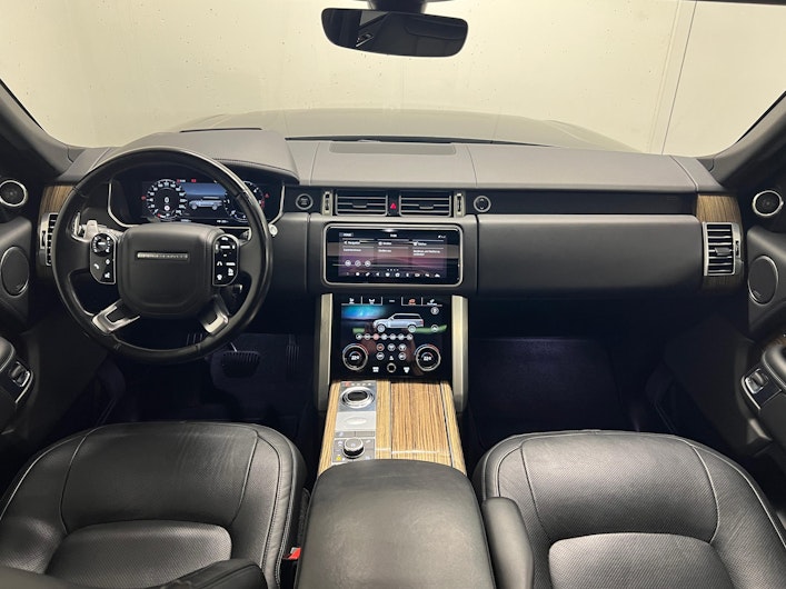 Vehicle image LAND ROVER RANGE ROVER