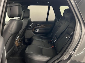 Vehicle image LAND ROVER Range Rover 4.4 SDV8 Vogue