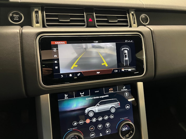 Vehicle image LAND ROVER RANGE ROVER