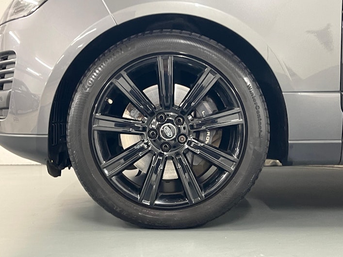 Vehicle image LAND ROVER RANGE ROVER