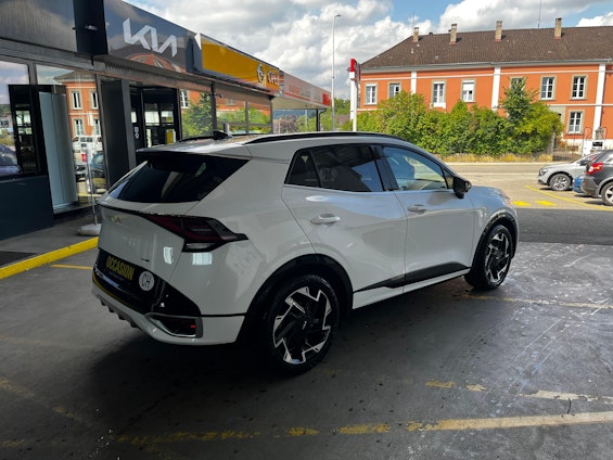 Vehicle image 2 Vehicle image 2