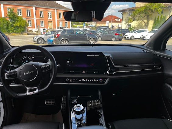 Vehicle image 5 Vehicle image 5