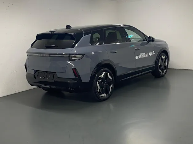 Opel Grandland-e Ultimate AWD