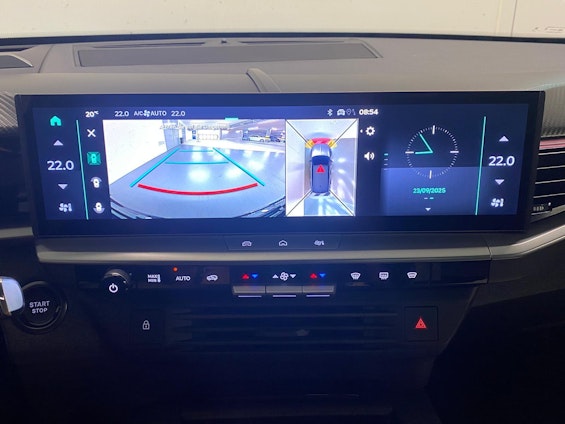 Vehicle image 7 Vehicle image 7