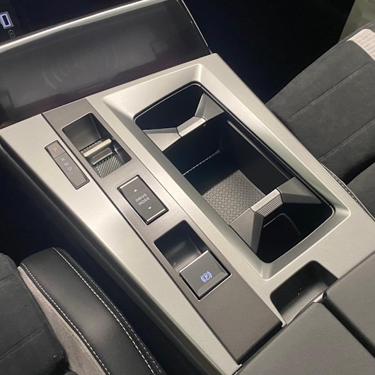 Vehicle image OPEL GRANDLAND