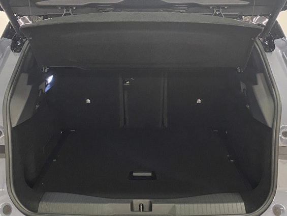 Vehicle image 15 Vehicle image 15