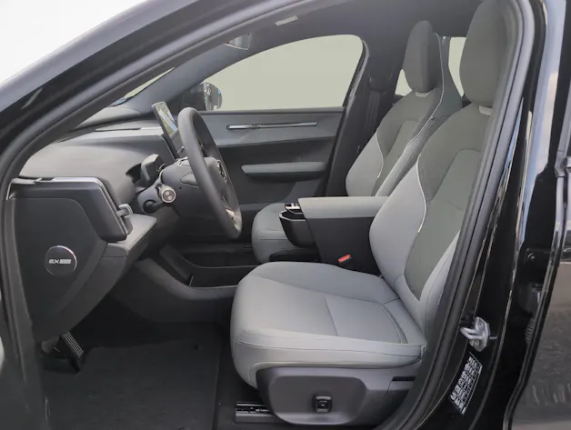 Volvo EX30 CC E60 Twin Performance AWD