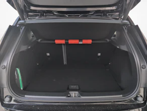 https://vehicle.imgix.net/4011677/813eb346-f9f2-49d8-8b95-167b6947ce43.jpg