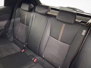 Lexus LBX 1.5 Hybrid Cool AWD