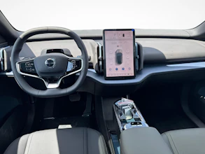https://vehicle.imgix.net/4011682/45e7efde-84aa-4b75-9fb4-1c12d451eeae.jpg