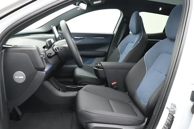 Volvo EX30 CC E60 Twin Performance AWD