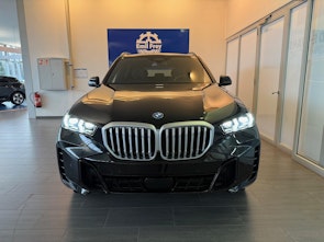 Vehicle image BMW X5 50e xDrive SAG