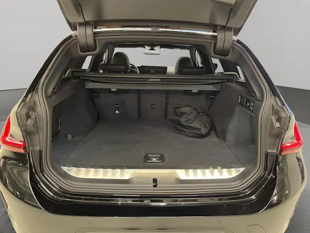 BMW 320e xDrive Touring