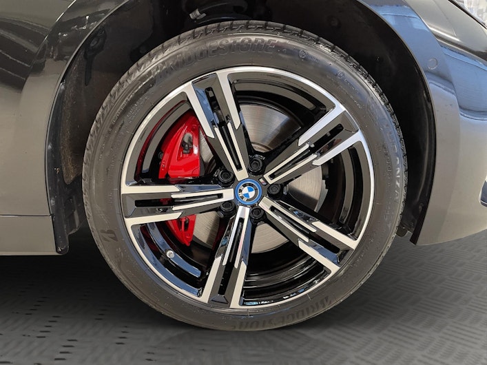 Vehicle image BMW 3 SERIES