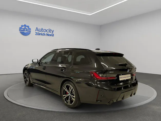 BMW 320e xDrive Touring
