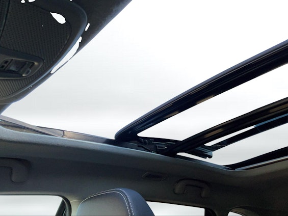 Vehicle image 7 Vehicle image 7