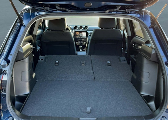 Vehicle image 15 Vehicle image 15