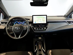 https://vehicle.imgix.net/4011714/d35ea1d2-24e8-4e37-8c5d-6343f27f2d28.jpg