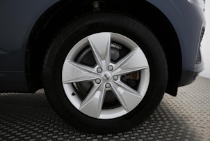 Vehicle image VOLVO XC60 2.0 B5 MH Plus Bright AWD