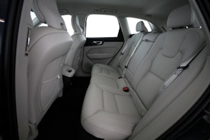 Vehicle image VOLVO XC60 2.0 B5 MH Plus Bright AWD