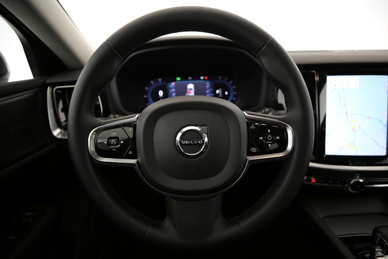 Vehicle image VOLVO V60