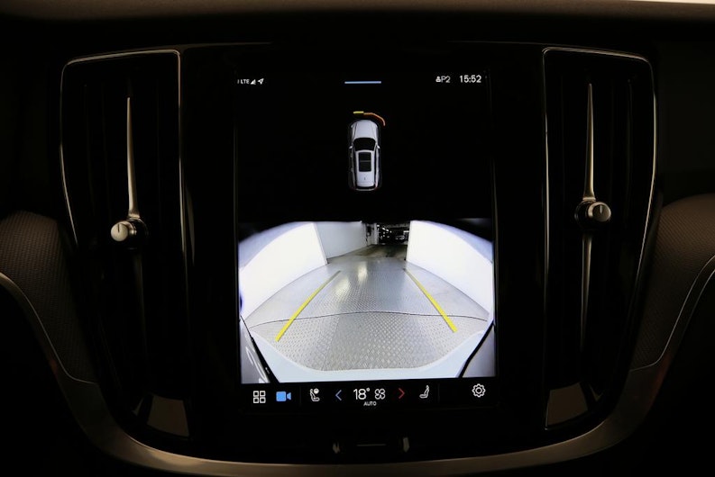 Vehicle image VOLVO V60