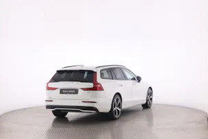 Volvo V60 2.0 B4 Plus Dark