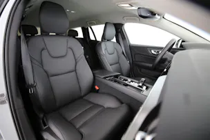 Volvo V60 2.0 B4 Plus Dark
