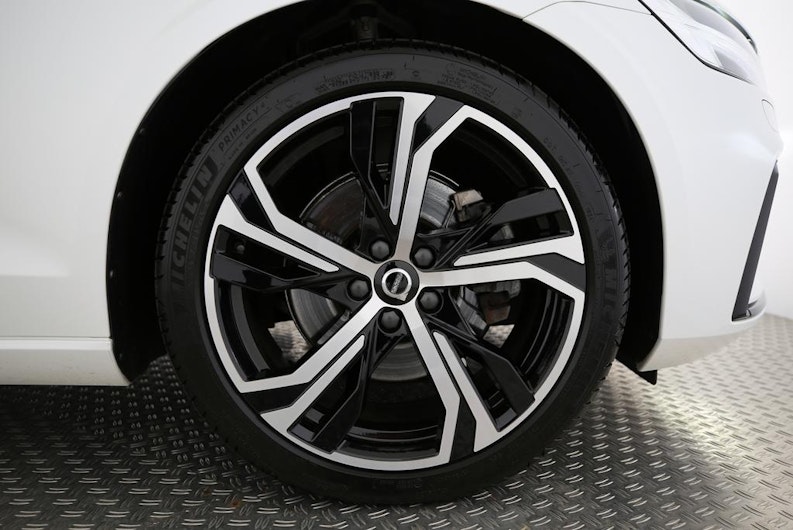 Vehicle image VOLVO V60