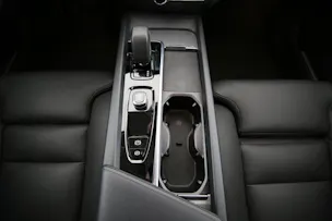Volvo V60 2.0 B4 Plus Dark