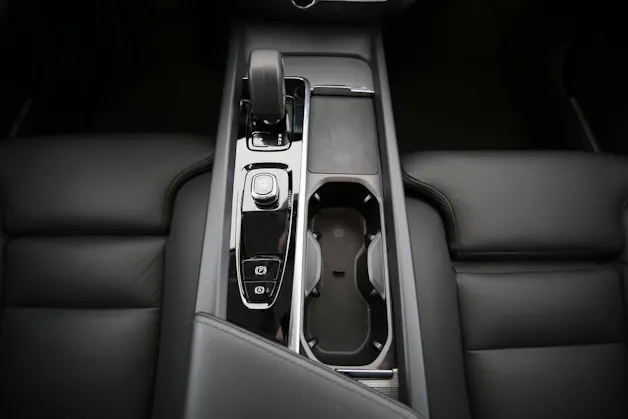 Volvo V60 2.0 B4 Plus Dark