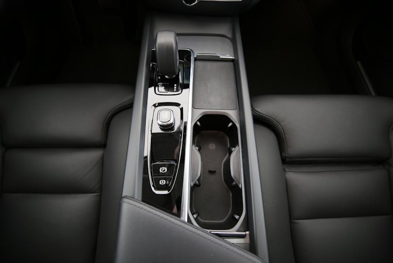 Vehicle image VOLVO V60