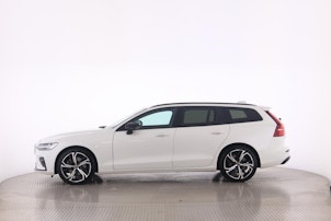 Vehicle image VOLVO V60 2.0 B4 Plus Dark