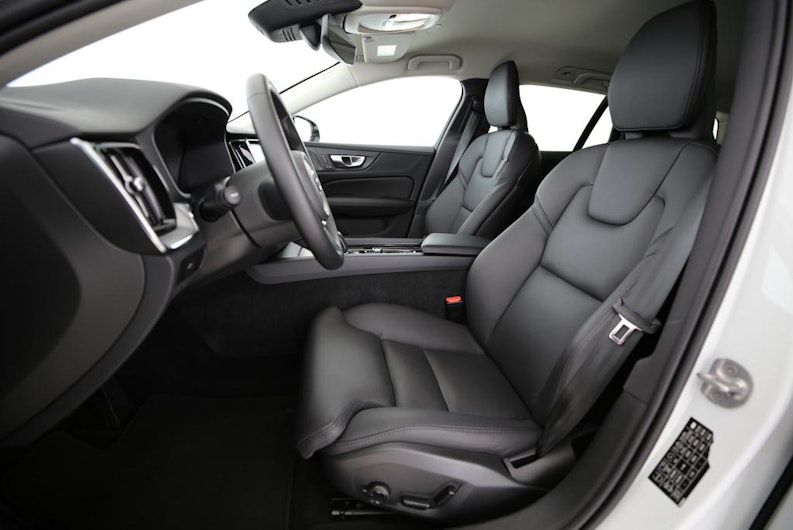 Vehicle image VOLVO V60