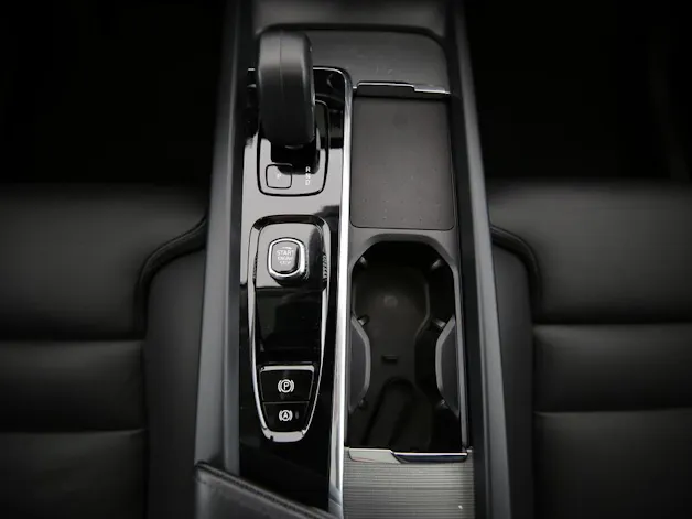 Volvo XC60 2.0 B4 MH Core