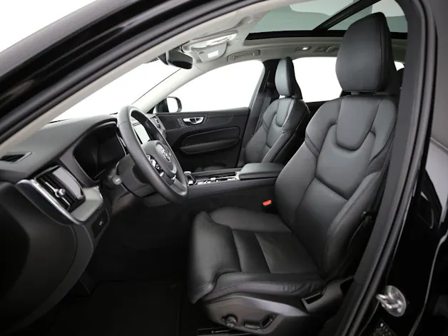 Volvo XC60 2.0 B4 MH Core