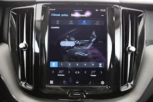 Volvo XC60 2.0 B4 MH Core