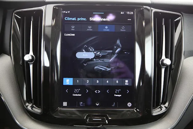 Volvo XC60 2.0 B4 MH Core