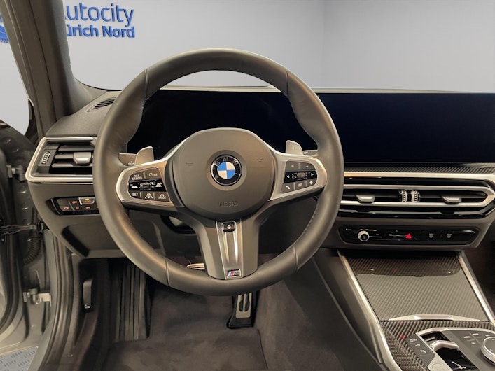 Vehicle image BMW 3 SERIES