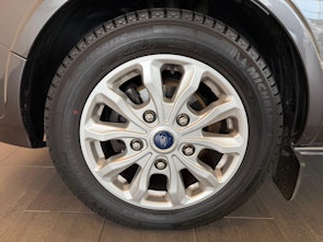 Vehicle image FORD Tourneo C Bus 320 L2 2.0 TDCi 185 Titanium X