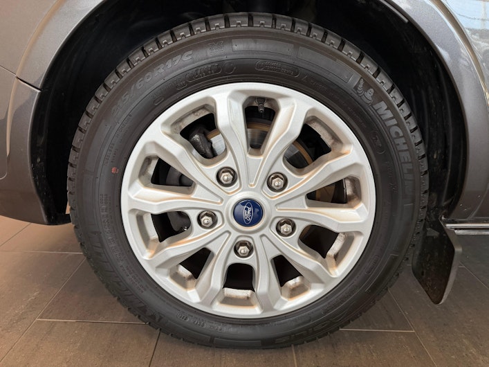 Vehicle image FORD TOURNEO