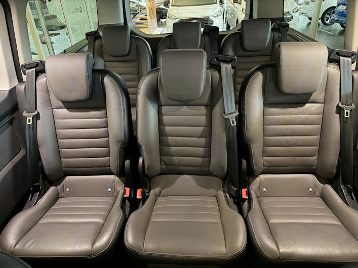 Vehicle image FORD TOURNEO