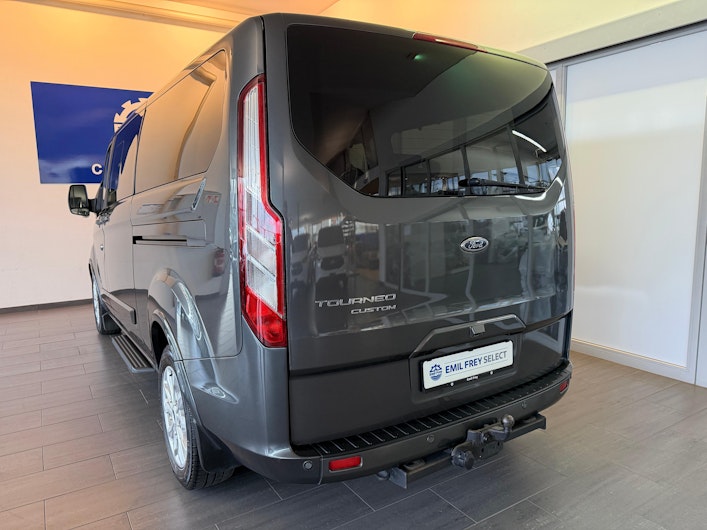 Vehicle image FORD TOURNEO