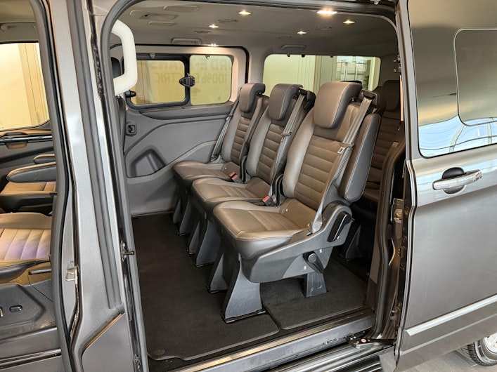 Vehicle image FORD TOURNEO